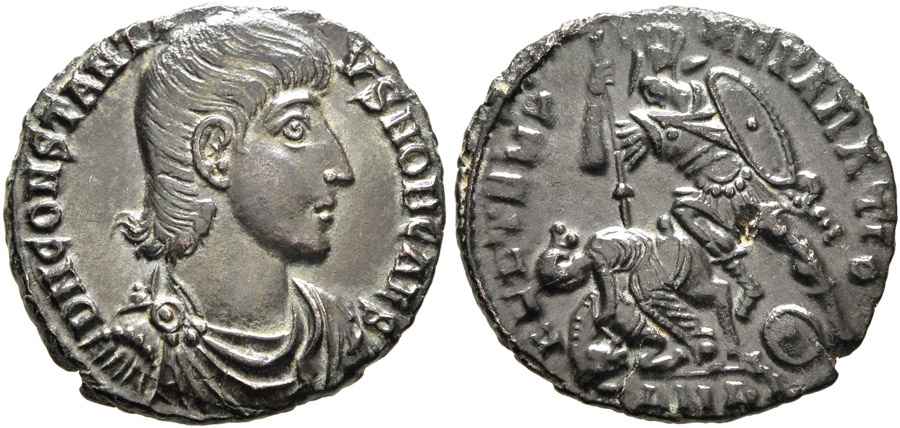 Agesilaos Antik Sikkeler Nümizmatik_Gallus (8).jpg